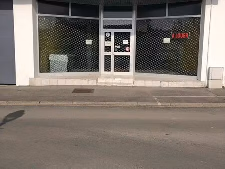 à louer local commercial