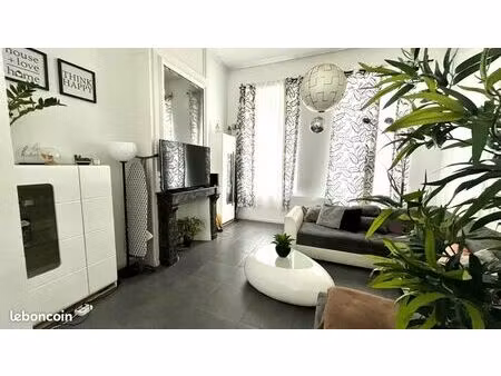 maison 11 pièces 183 m²