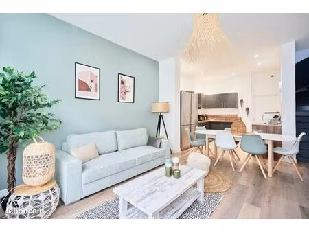 maison 8 pièces 153 m²