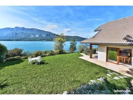 villa 4 pièces 120 m²