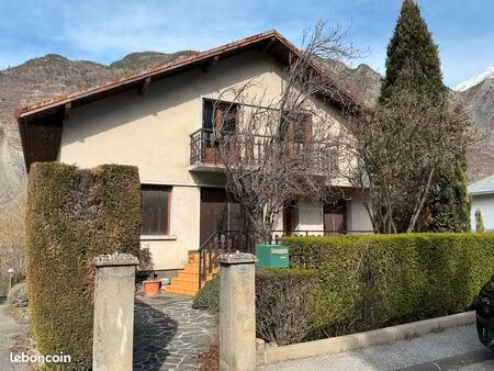 maison 5 pièces 98 m2 210.000
