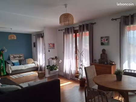 appartement 2/3 pièces 67m2 - rue des fleurs albertville