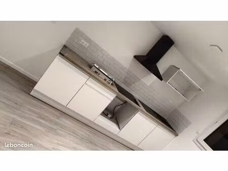 à louer grand appartement t2