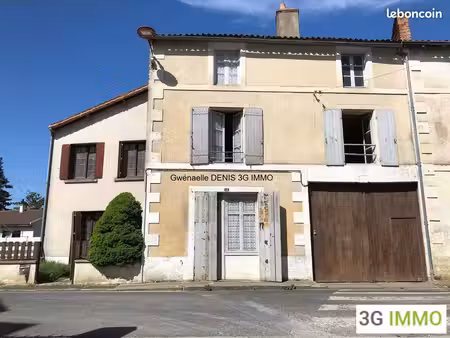 maison en pierre à rénover | 800m² clos | proche commerces
