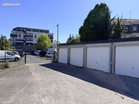 garage/box 15 m² claye souilly