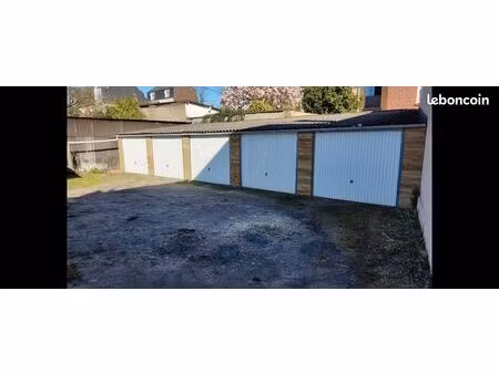 lot de 5 garages 15m2