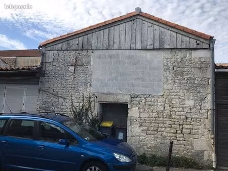 grange/garage