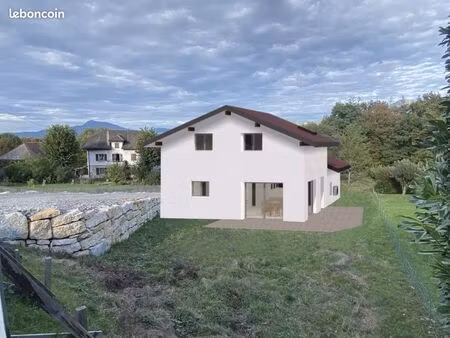 maison 140m2 haut standing clef en mains