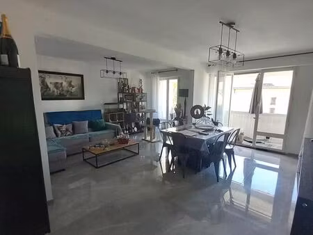 appartement 4 pièces 97 m²