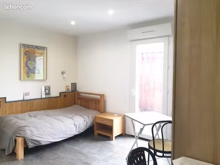 studio meublé - près gare - annecy - genève - léman express