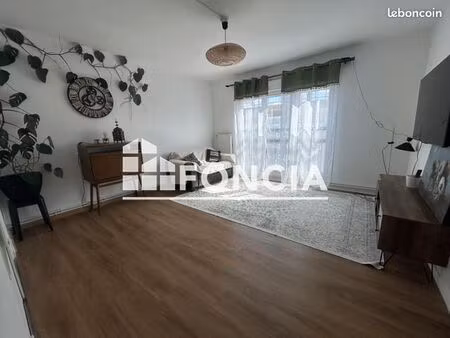 appartement 3 pièces 65 m²