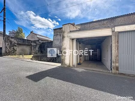 parking/box 1 pièce 16 m²