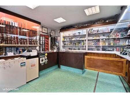 local commercial 104 m²