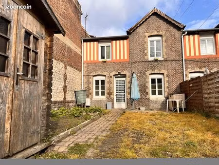 maison 3 pièces 55 m²
