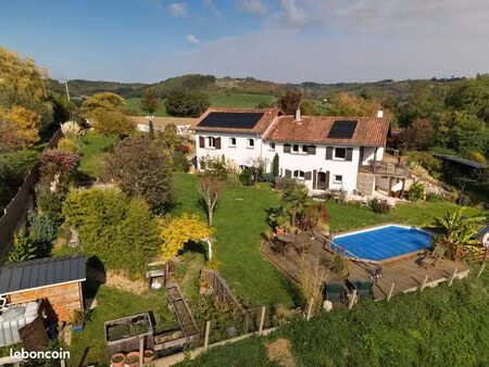 luzinay - maison 184 m² sur grand terrain de 3255 m²