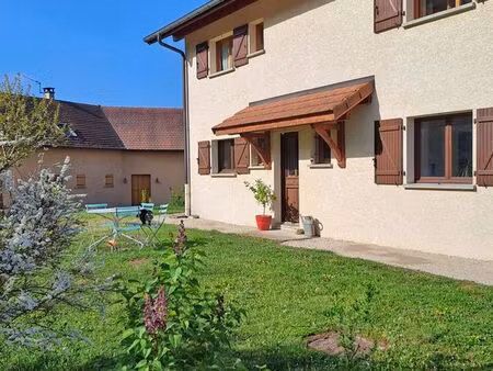 maison 6 pièces 131 m2