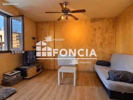 studio 1 pièce 25 m²