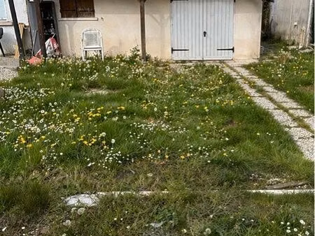 – parcelle avec garage – caravaning club du moulin de martigny (77)