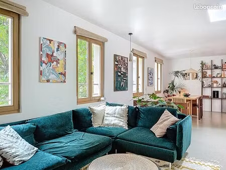 dernier étage duplex – lumineux – calme absolu