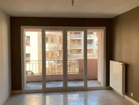 evian centre  proche du débarcadère