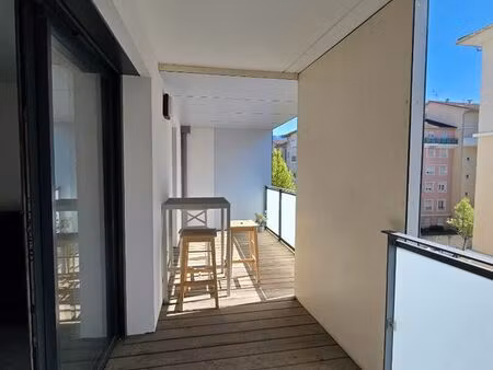 appartement 3 pièces 64 m²