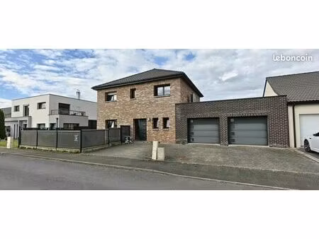 maison 6 pièces 140 m²