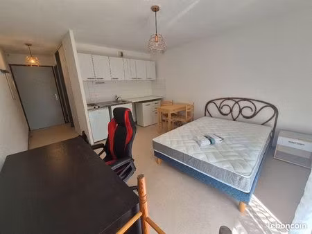 studio proche faculté de jacob bellecombe