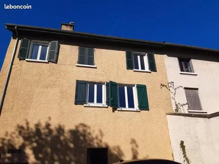 t 2 de 46 m² avec vue  au calme