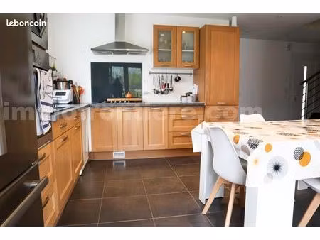 duplex 4 pièces 93 m²