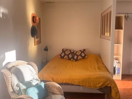 loue studio meublé de 26m²