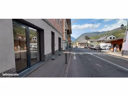 local commercial