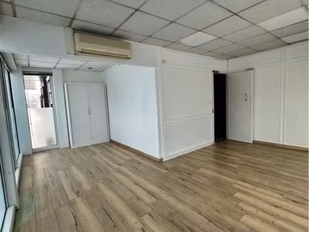 bureau/local commercial à louer