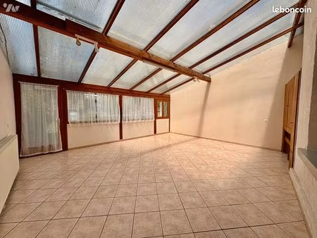 maison 5 pièces 136 m²