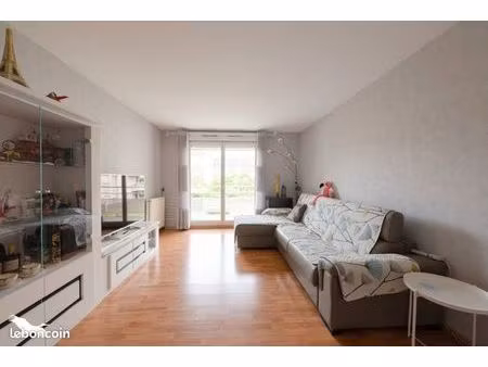 appartement 3 pièces 65 m²