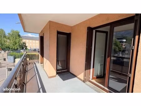 appartement 3 pièces 59 m²