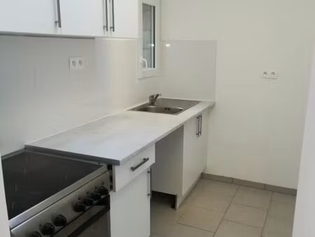 limite 8eme saint fons f2