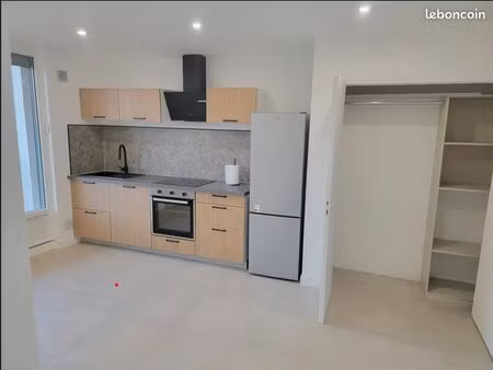 t2 villeurbanne / château gaillard