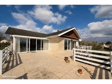 maison 7 pièces 199 m²