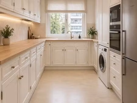 bel appartement spacieux et lumineux