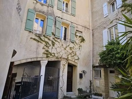 appartement centre caromb