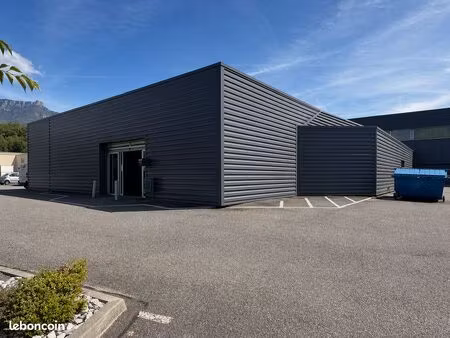 local commercial 529 m²