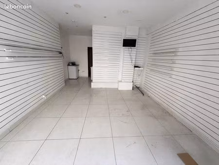 local commercial 28m² paris 12 – idéal esthétique