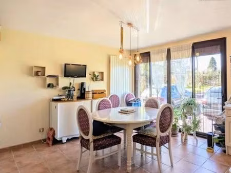 maison familiale très spacieuse et économe en chauffage