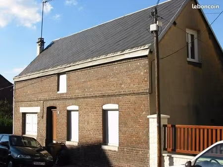 maison de ville rouen 5mn chu mont gargan 93m² au sol