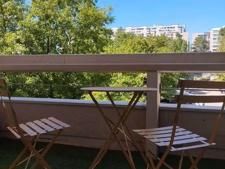 appartement rénové 50 m²