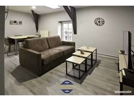 immeuble 6 pièces 160 m²