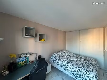 appartement 1 pièce 35m² - lyon 7 jean macé - parking