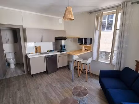 hyper centre t2 meublé