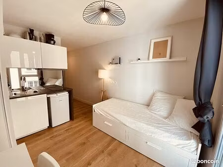 studio 1 pièce 18 m²