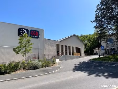local commercial à louer